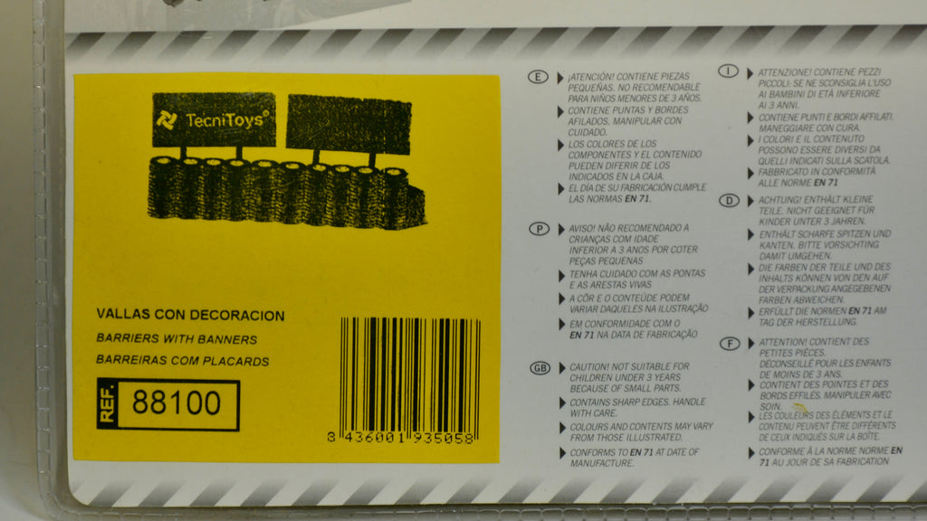 SCX Track Barriers with banners 88100