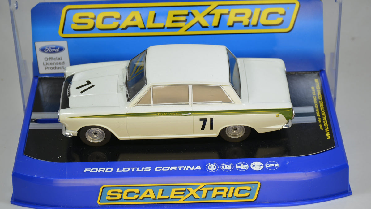 Scalextric Ford Lotus Cortina Jim Clark C2913