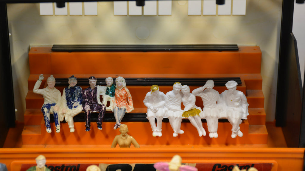 Scalextric Grand Stand & Figures GS6