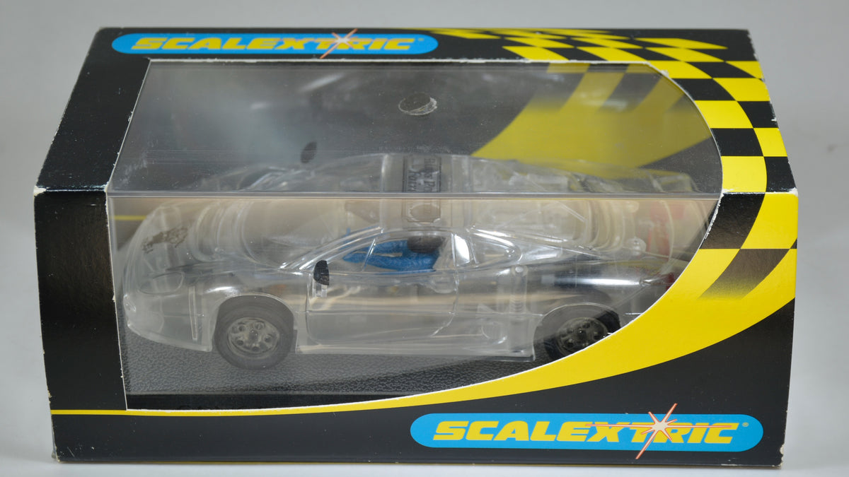 Scxalextric Jaguar XJ220 Crystal C2137CC3T2