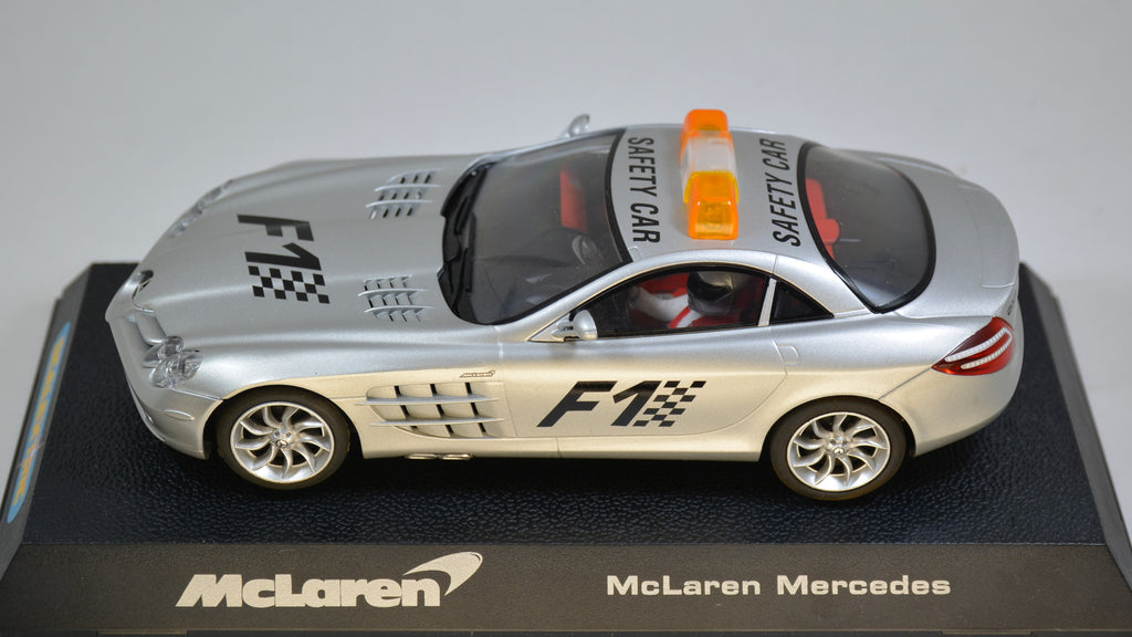 Scalextric MB SLR McLaren F1 Safety Car C2756
