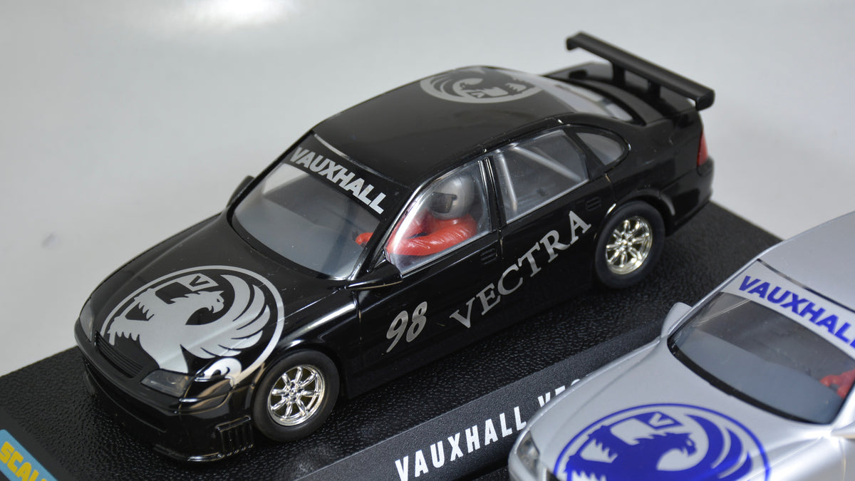 Scalextric Vauxhall Vectra C2329A & C2329B