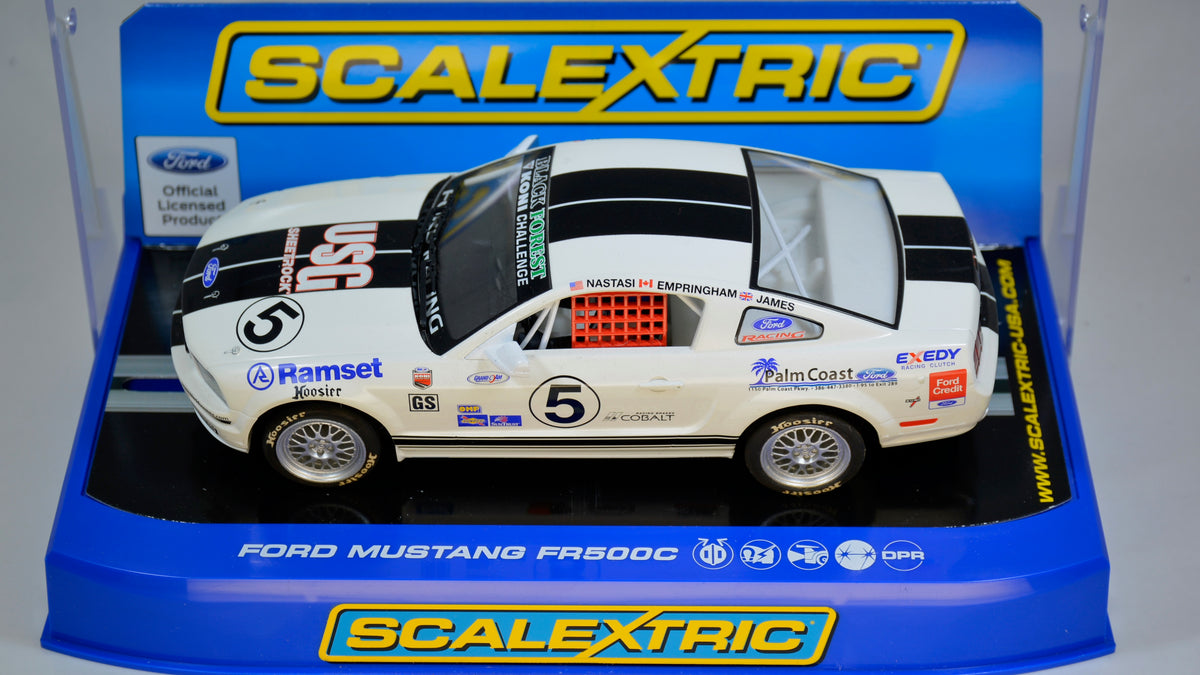 Scalextric Ford Mustang FR 500C C2774