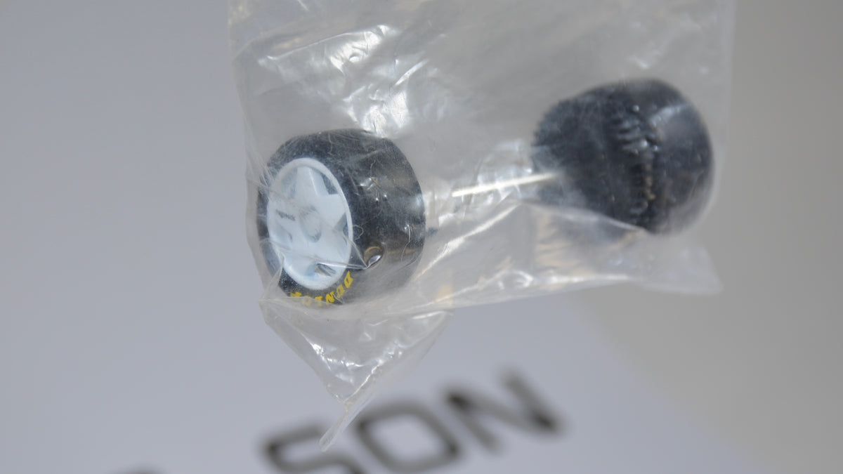 Scalextrics V8 Supercar rear axle W8706