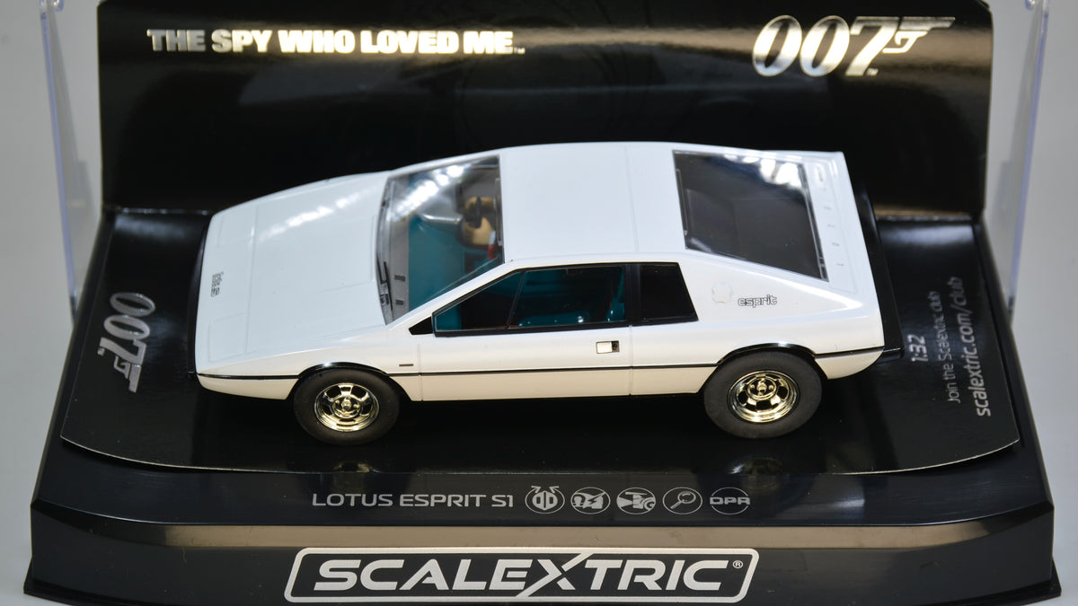 Scalextric Lotus Esprit S1 James Bond C4229