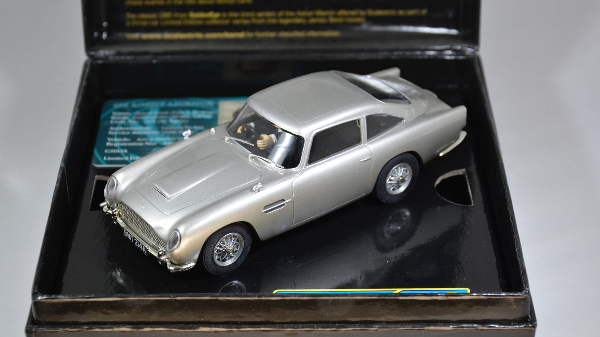 SCalextric Goldeneye Bond DB5 C3163A