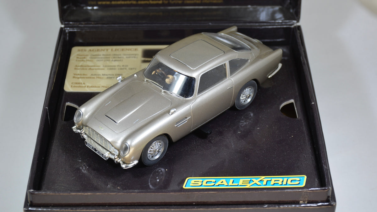 Scalextric Goldfinger Bond DB5 C3091A