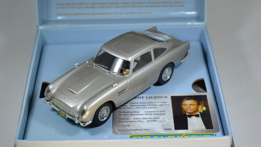 Scalextric Casino Royale Bond DB5 C3162A