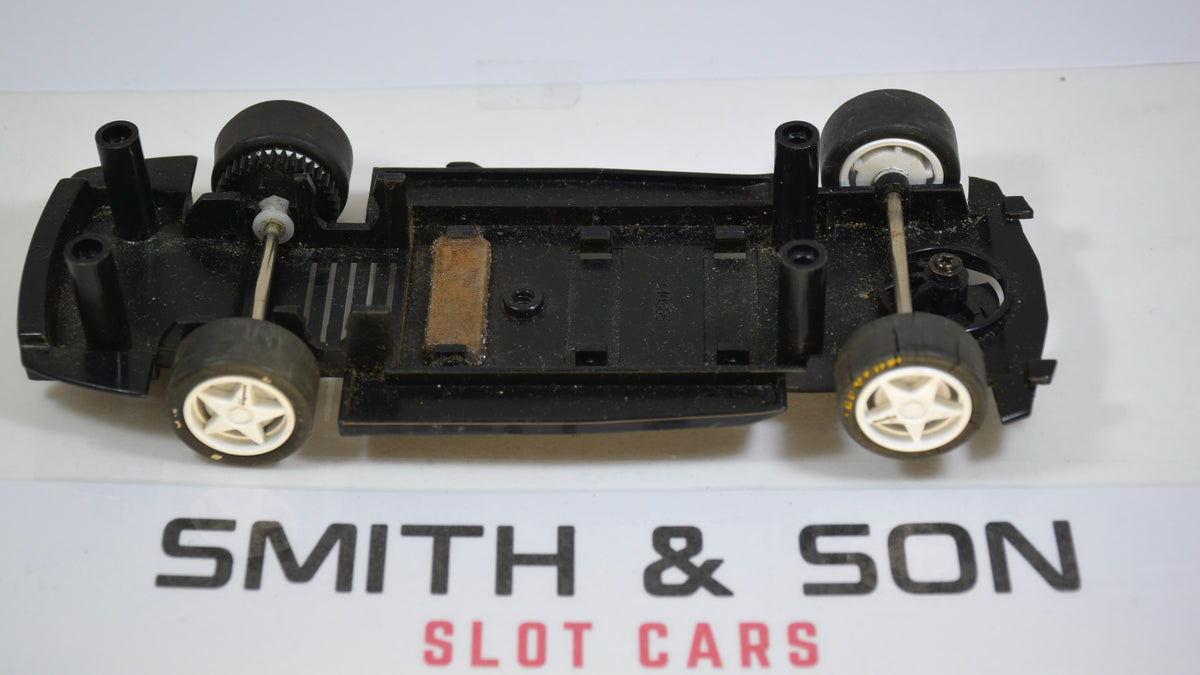 Scalextrics V8 Supercar Chassis VY Perkins Commodore