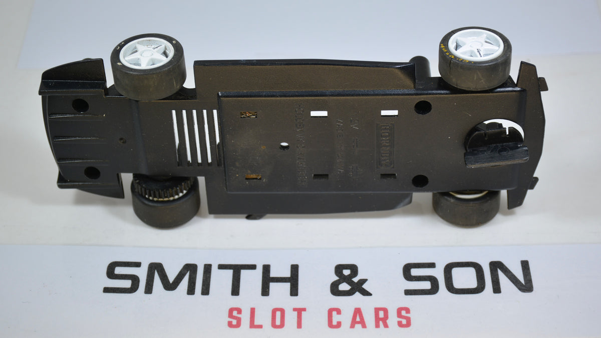 Scalextrics V8 Supercar Chassis VY Perkins Commodore