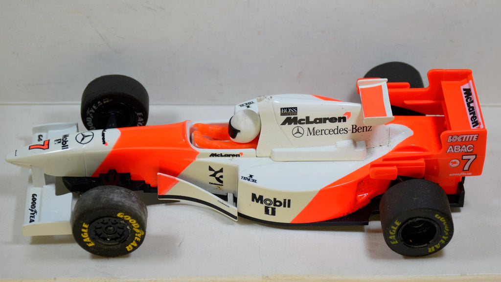 Scalextric McLaren Mercedes MP4/10 C585
