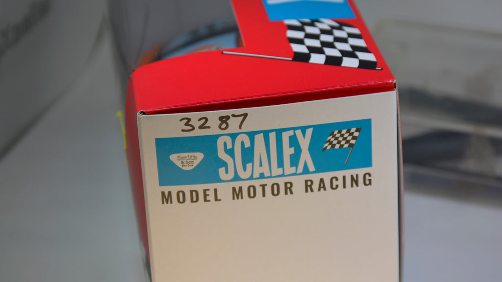 Scalextric McLaren F1 Gulf C3287