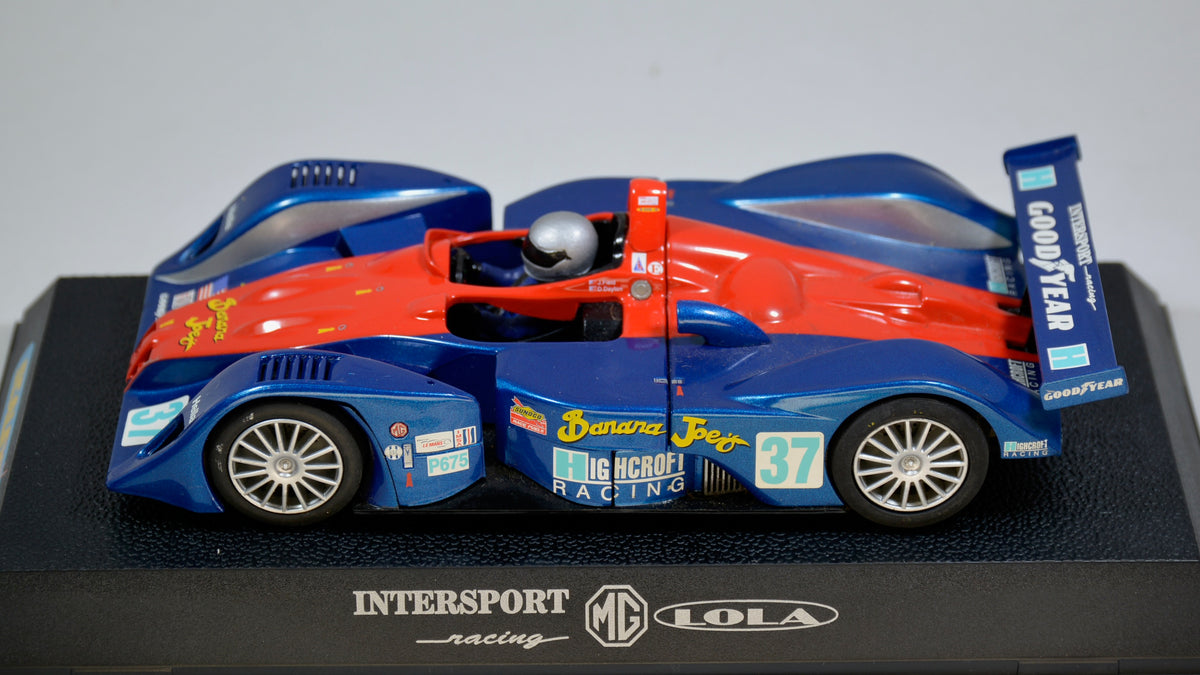 Scalextric MG Lola #37 C2482