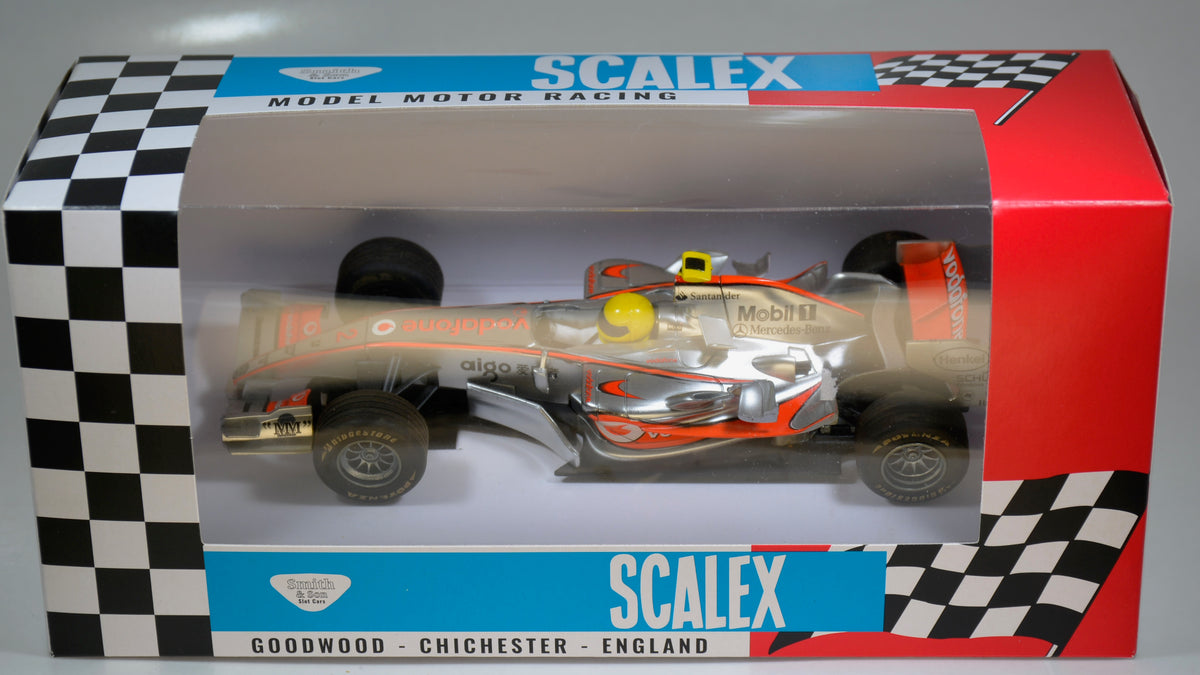 Scalextric McLaren MP4-22 C2837