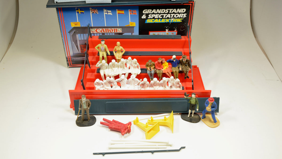 Scalextric Grand Stand C636