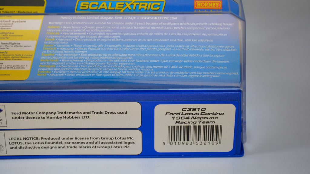 Scalextric Ford Cortina Neptune Racing C3210