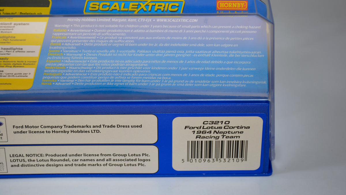 Scalextric Ford Cortina Neptune Racing C3210
