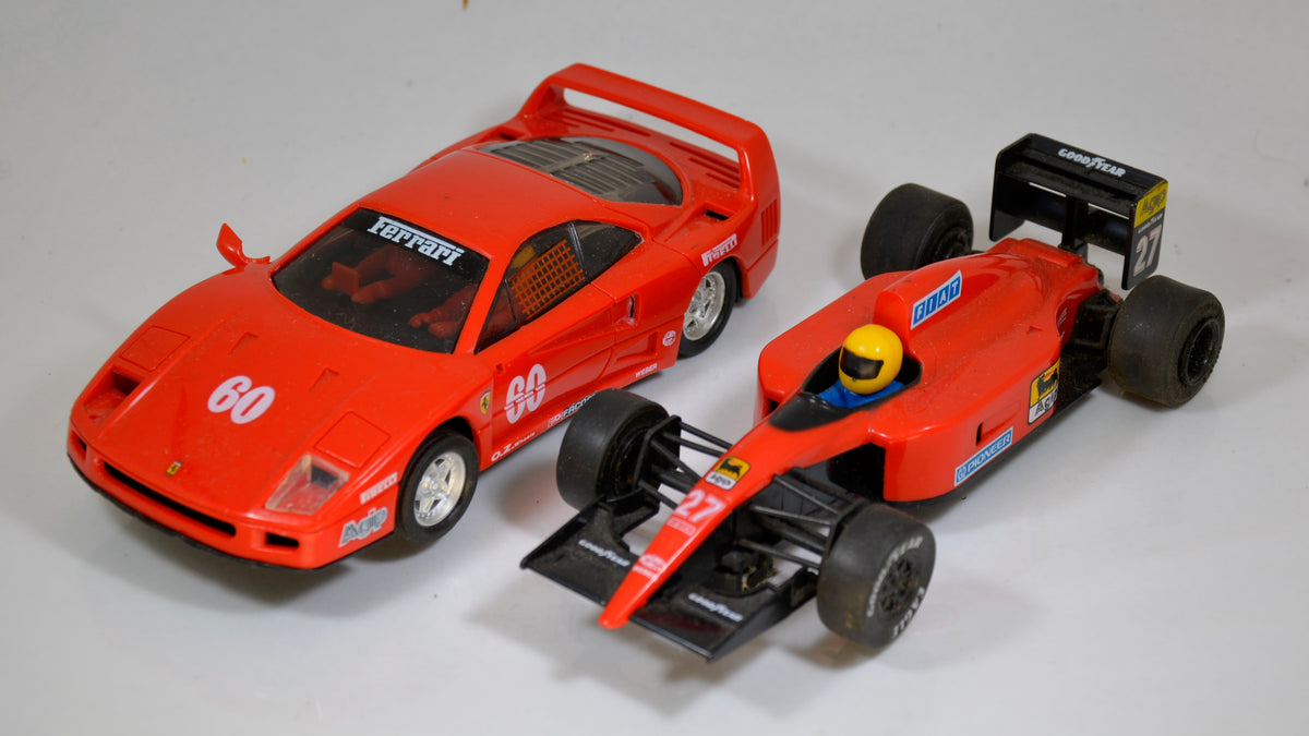2 x Ferrari