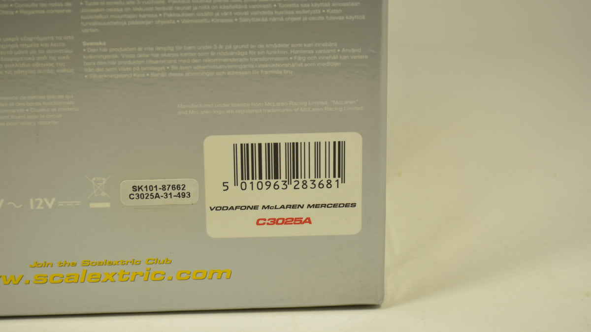 Scalextric McLaren Mercedes Hamilton F1 C3025A