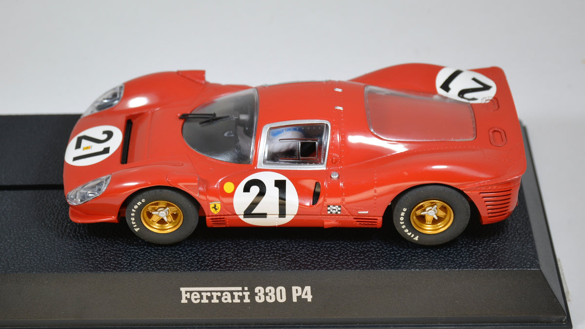 Scalextric Ferrari 330 P4 Le Mans 67 C2641