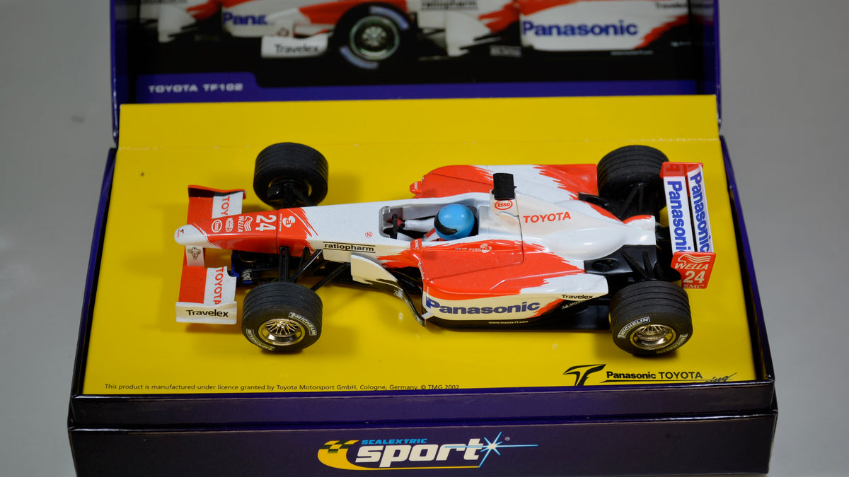 Scalextric Toyota F1 C2455A