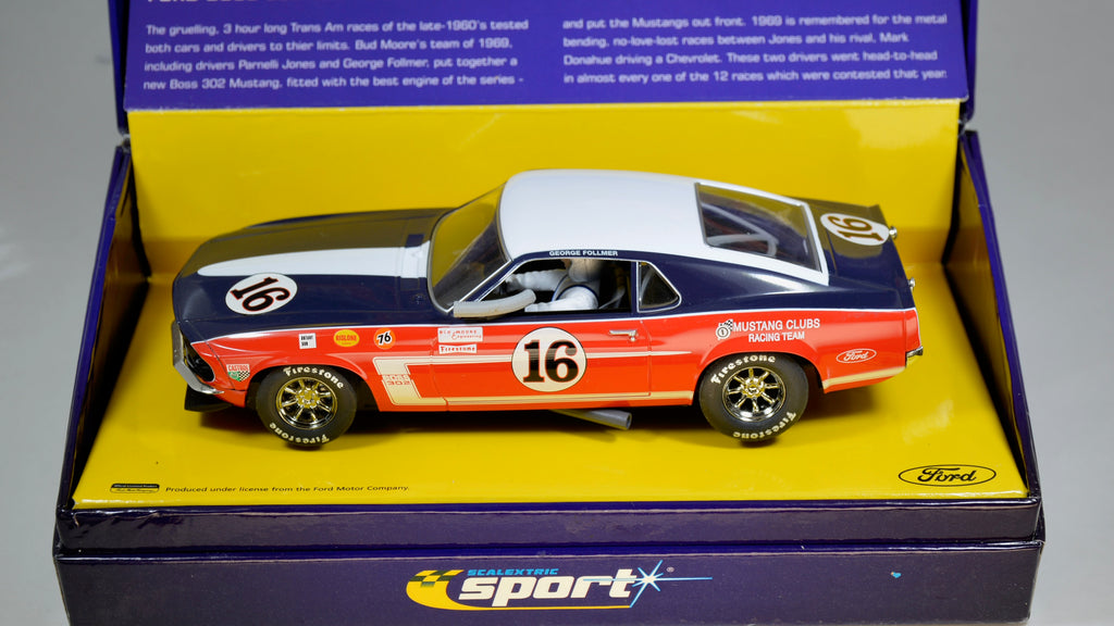 Scalextric Ford Boss 302 Mustang C2402A