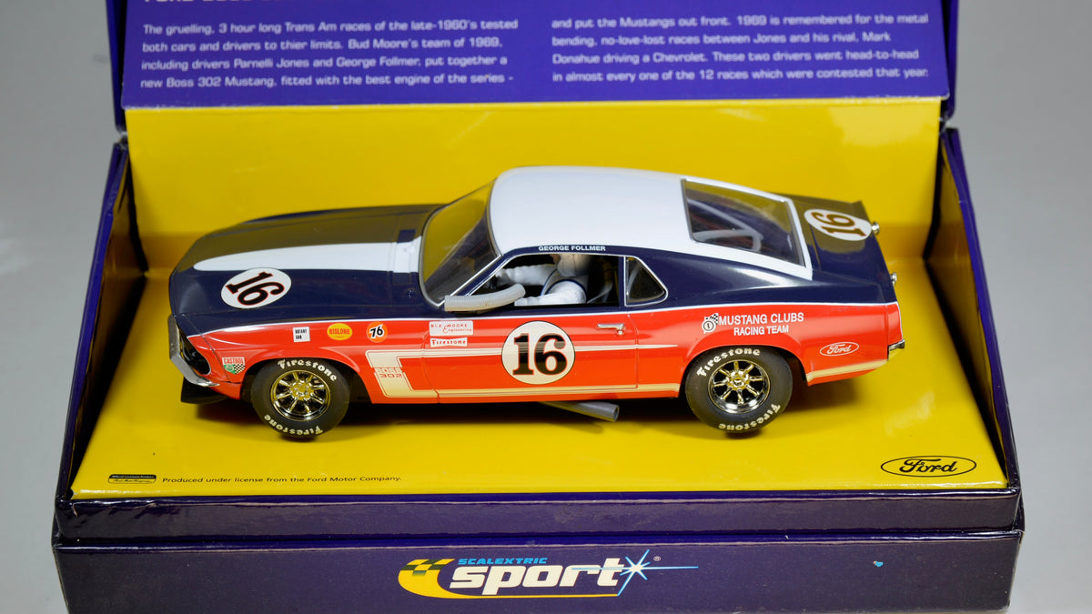 Scalextric Ford Boss 302 Mustang C2402A