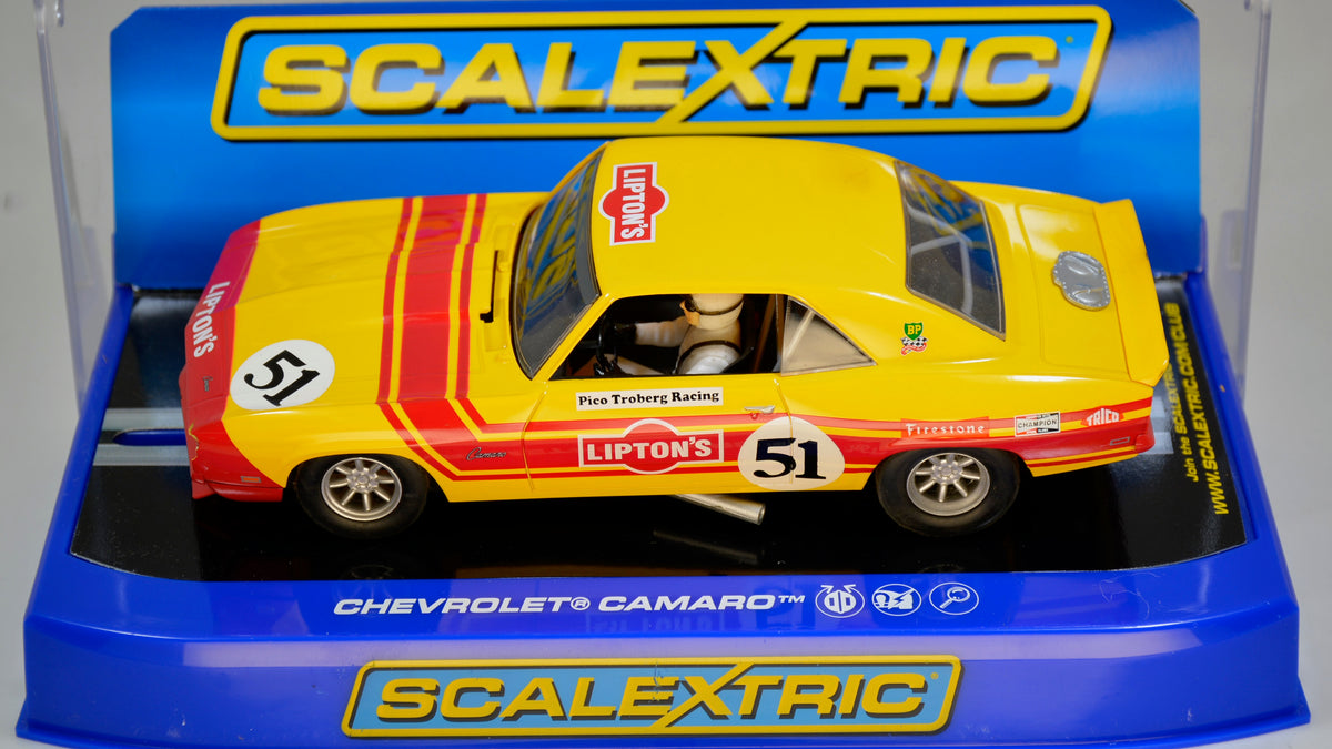 Scalextric Camaro Troberg Racing C3314
